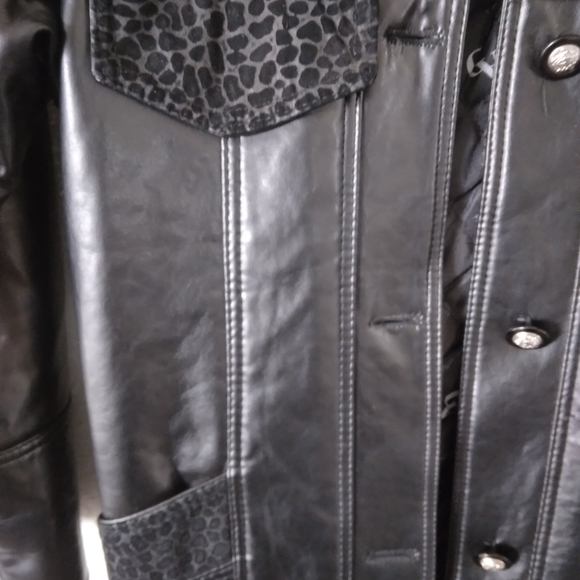 NWOT- CV HANDMADE IN ITALY LEATHER JACKET - Picture 5 of 8